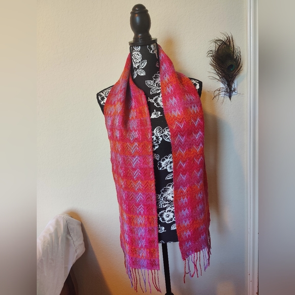 Victoire Mathieu Paris sophisticated colorful woven scarf 🧣 - Picture 1 of 15